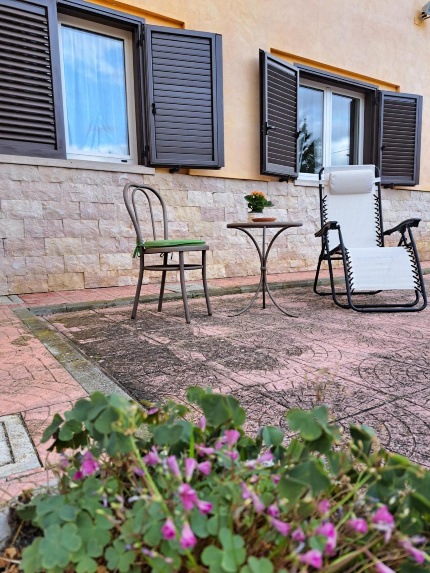 La Casa Di Mezzo-Affitti Brevi-Zona Ospedali Villa Busso Luaran gambar